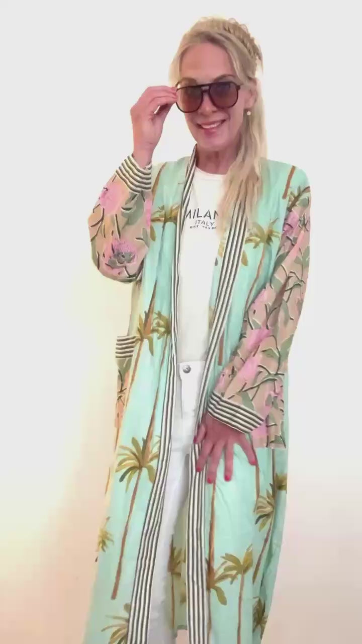 Palm Breeze